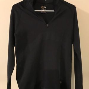 Mountain Hardware Baselayer